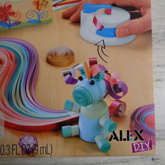 Alex DIY Paper Swirls Unicorn Fantasy Kids Crafts - Picture 2 of 8